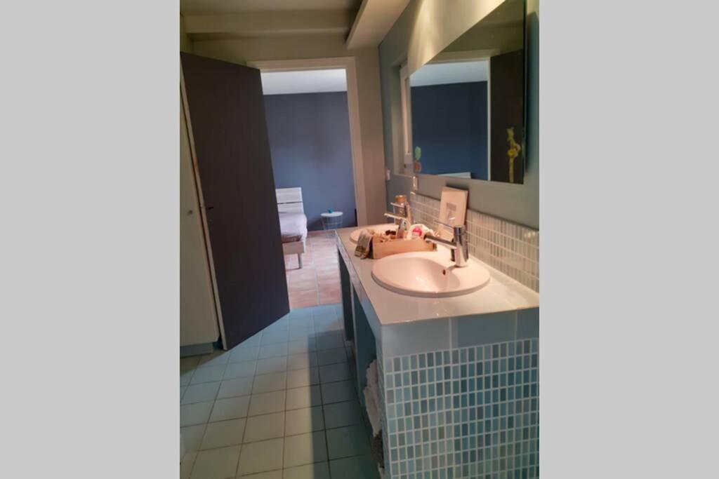 Appartement 3 Pieces Dans Villa Individuelle Falicon Exterior photo