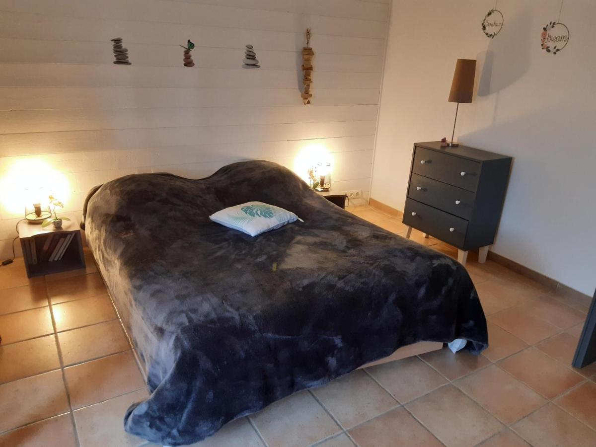 Appartement 3 Pieces Dans Villa Individuelle Falicon Exterior photo